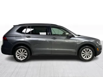 2019 Volkswagen Tiguan - image 2