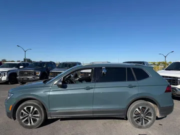 2020 Volkswagen Tiguan - image 6