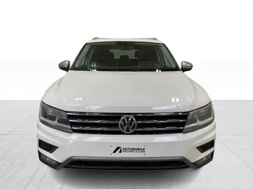 2021 Volkswagen Tiguan - image 9