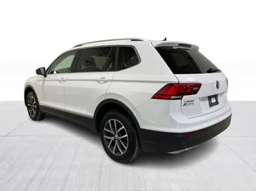 2021 Volkswagen Tiguan - image 12