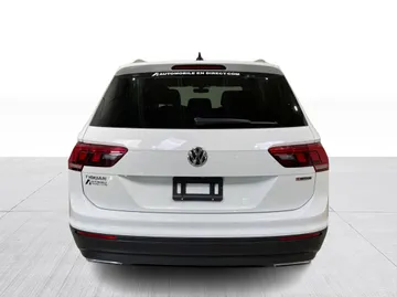2021 Volkswagen Tiguan - image 13