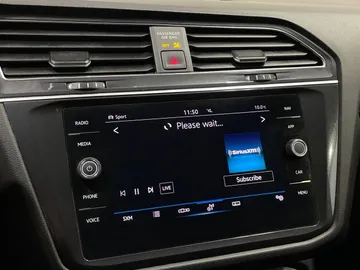 2021 Volkswagen Tiguan - image 27