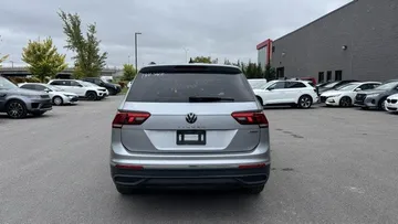 2024 Volkswagen Tiguan - image 6