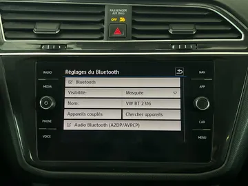 2019 Volkswagen Tiguan - image 27