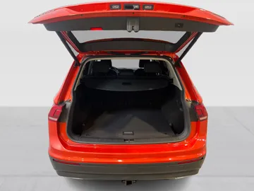 2019 Volkswagen Tiguan - image 13