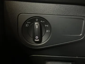 2019 Volkswagen Tiguan - image 31