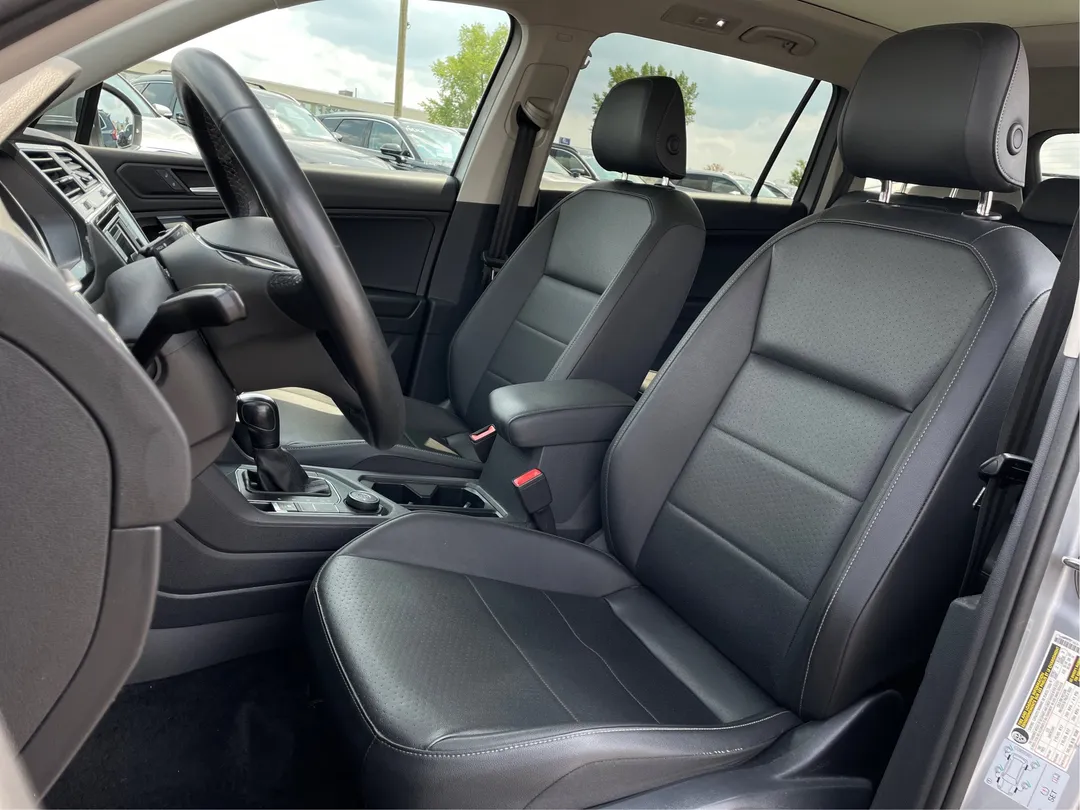2020 Volkswagen Tiguan — photo 3