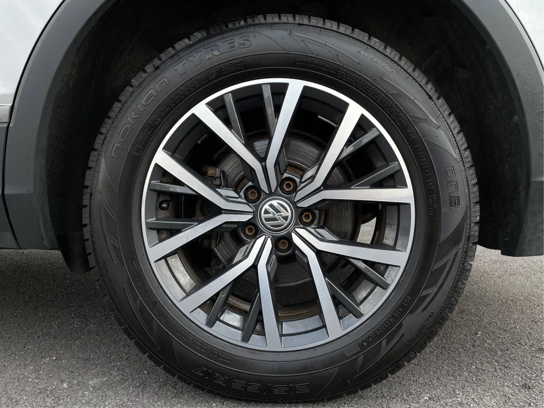 2020 Volkswagen Tiguan — photo 6