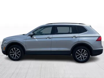 2020 Volkswagen Tiguan - image 11