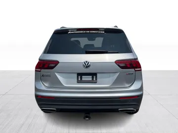 2020 Volkswagen Tiguan - image 13