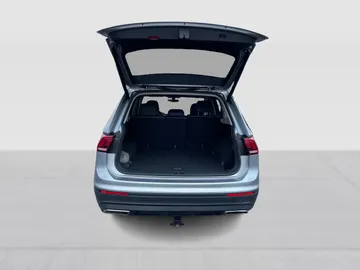 2020 Volkswagen Tiguan - image 14