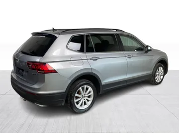 2021 Volkswagen Tiguan - image 15