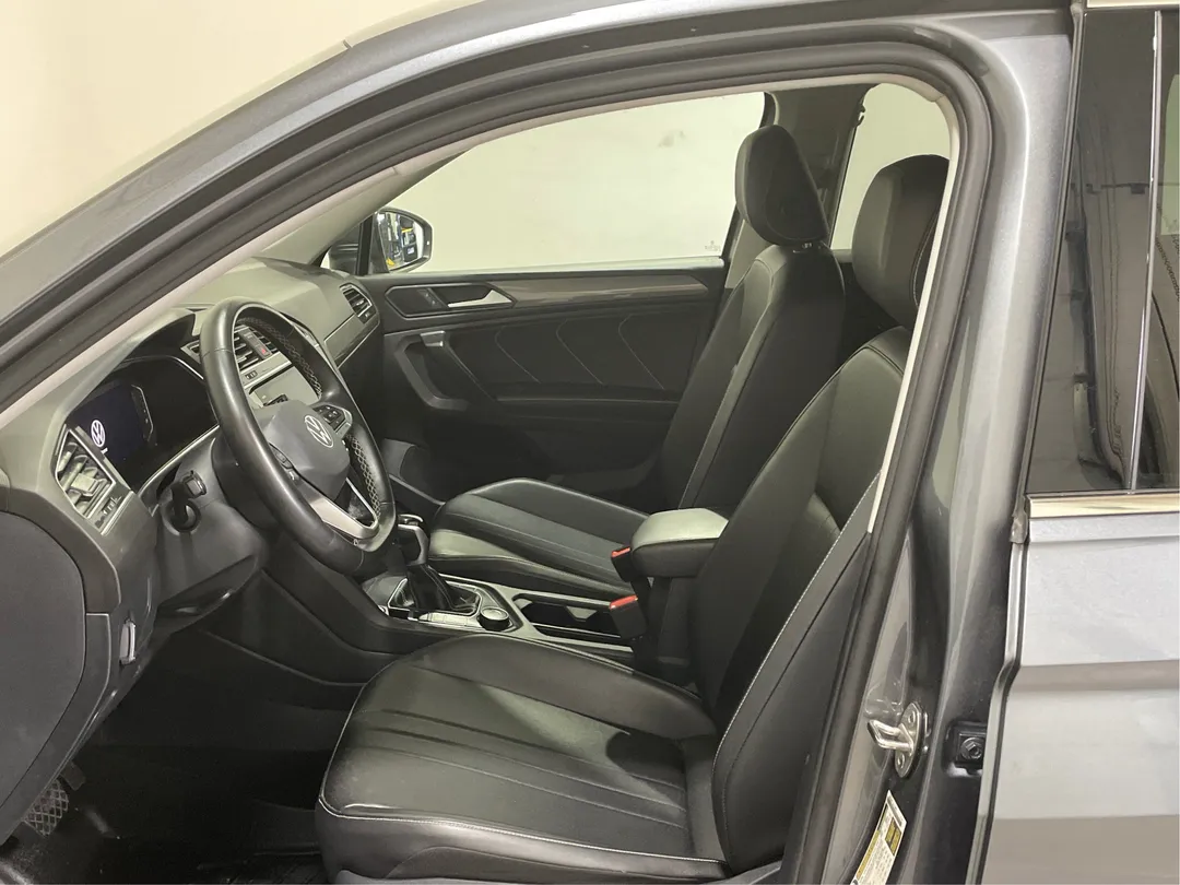 2023 Volkswagen Tiguan for sale - photo 3