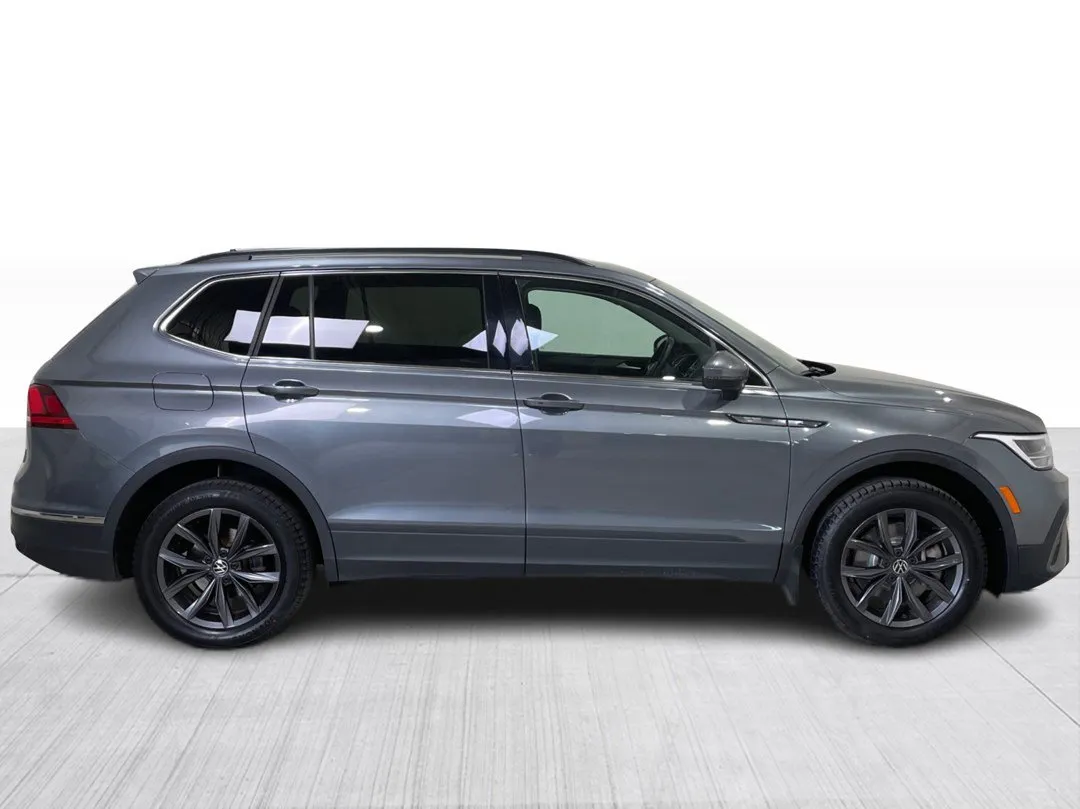 2023 Volkswagen Tiguan for sale - photo 2