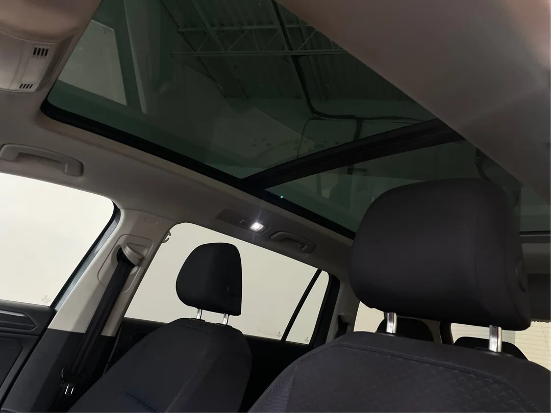 2021 Volkswagen Tiguan — photo 5