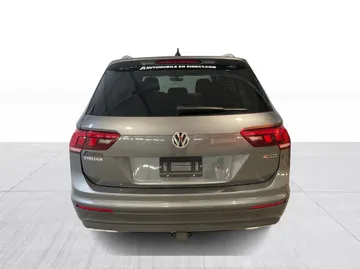 2021 Volkswagen Tiguan - image 13