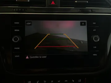 2021 Volkswagen Tiguan - image 24