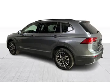2020 Volkswagen Tiguan - image 12