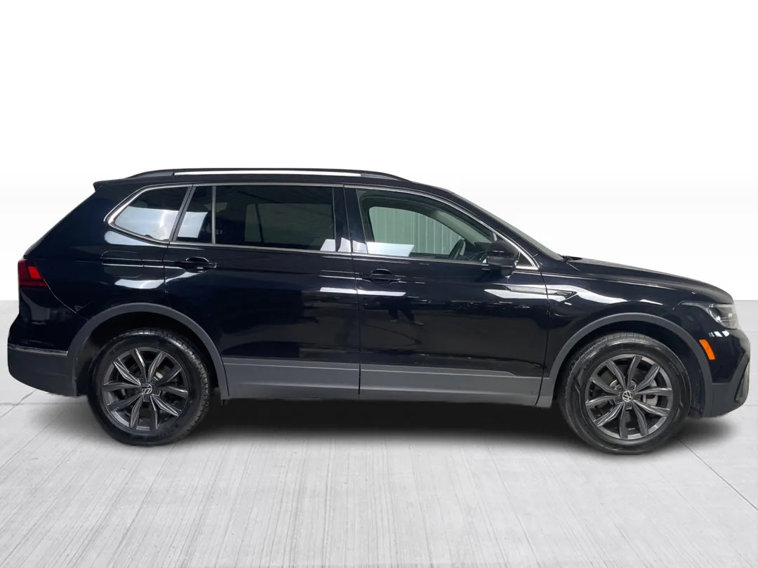 2022 Volkswagen Tiguan — photo 2