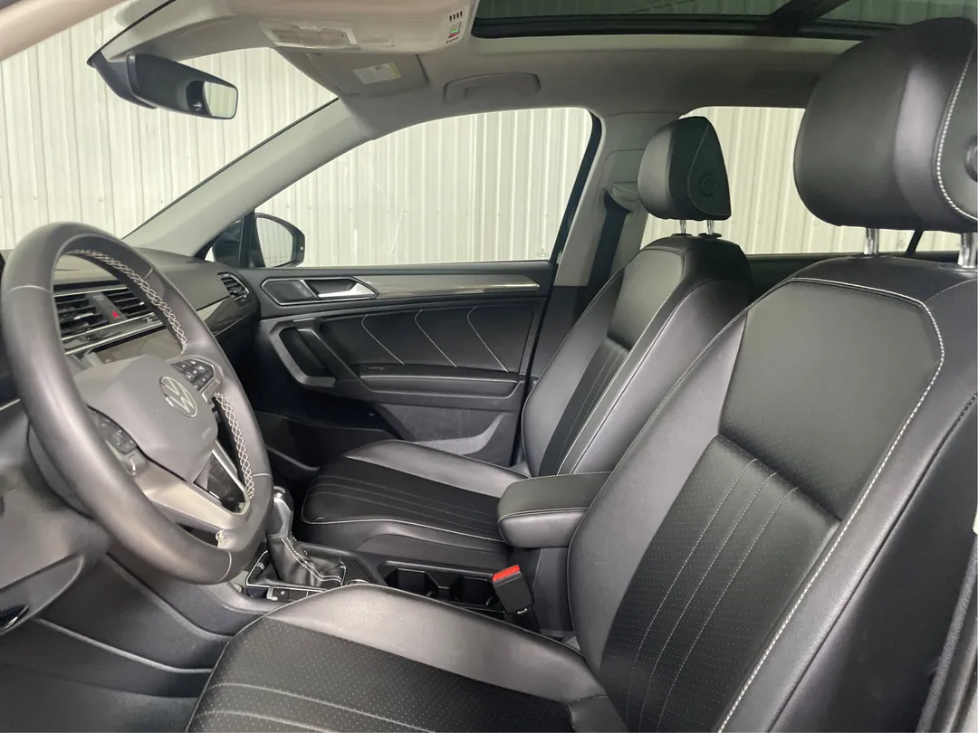 2022 Volkswagen Tiguan — photo 3