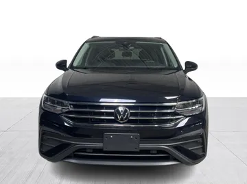 2022 Volkswagen Tiguan - image 9