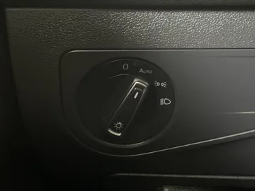 2022 Volkswagen Tiguan - image 20