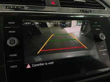 2022 Volkswagen Tiguan - image 22