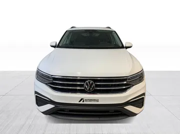 2022 Volkswagen Tiguan - image 8