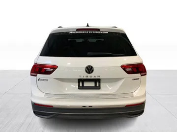 2022 Volkswagen Tiguan - image 12