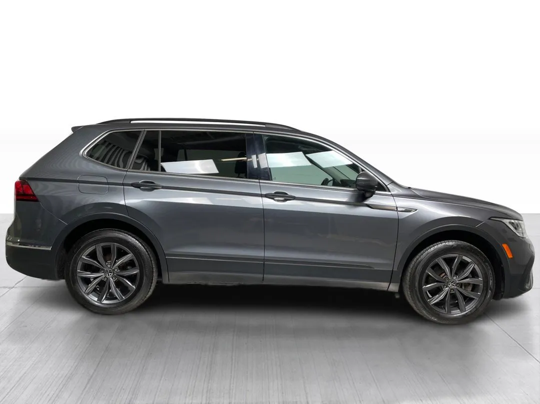 2022 Volkswagen Tiguan — photo 2