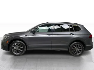 2022 Volkswagen Tiguan - image 10