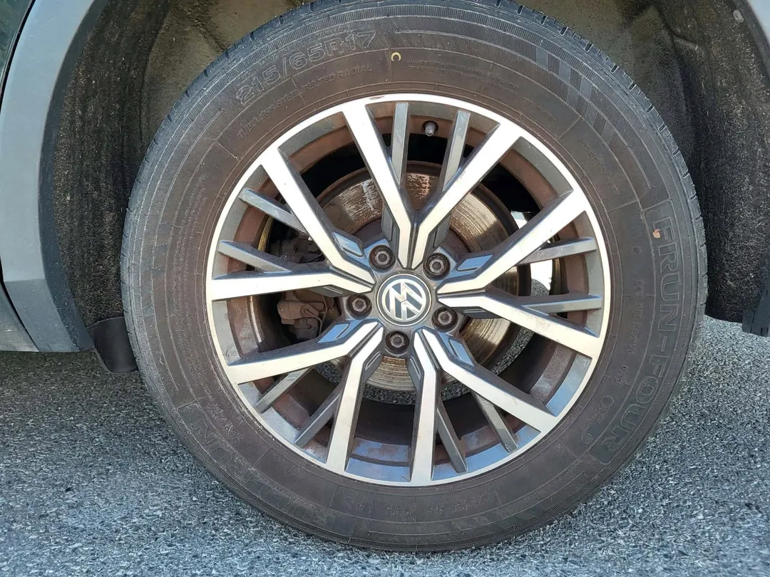 2019 Volkswagen Tiguan — photo 6