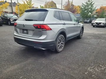 2020 Volkswagen Tiguan - image 3
