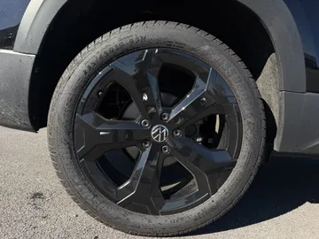 2026 Volkswagen Taos - image 8