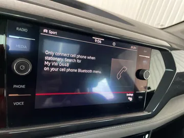 2022 Volkswagen Taos - image 28