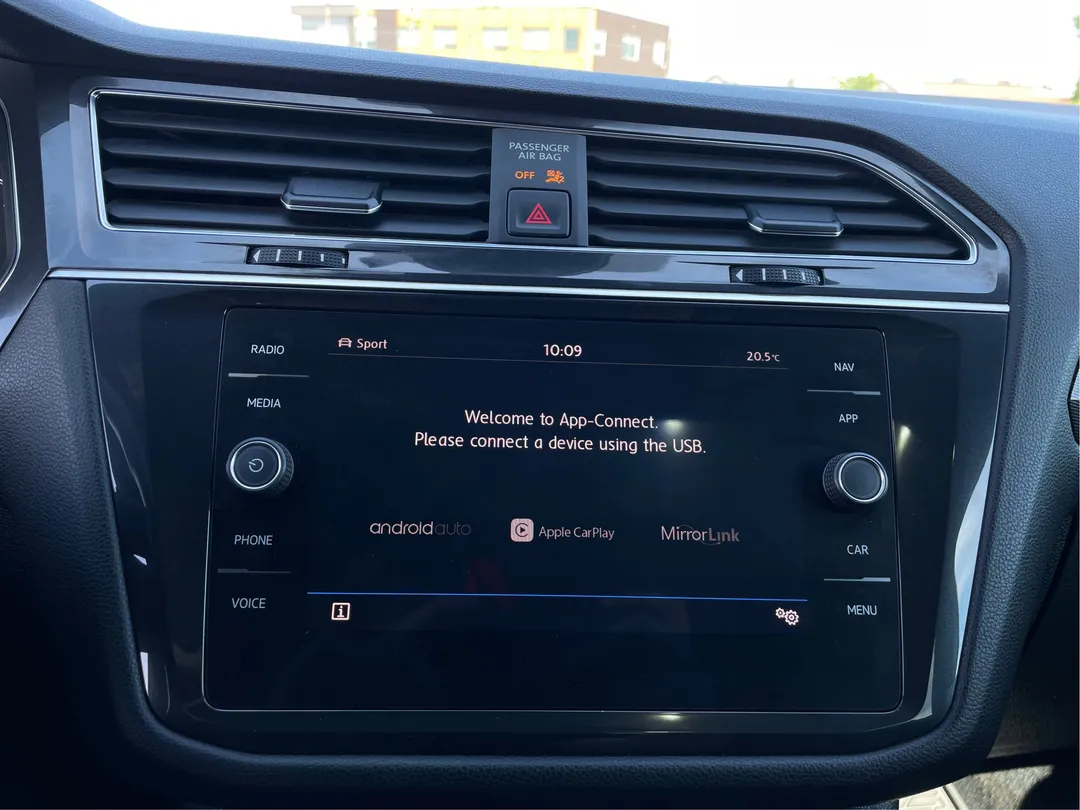 2019 Volkswagen Tiguan — photo 7