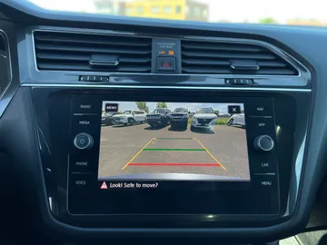 2019 Volkswagen Tiguan - image 22