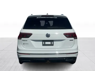 2020 Volkswagen Tiguan - image 13