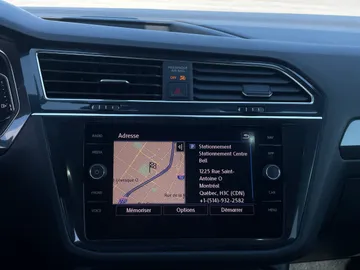 2020 Volkswagen Tiguan - image 21