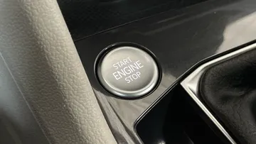 2022 Volkswagen Tiguan - image 27