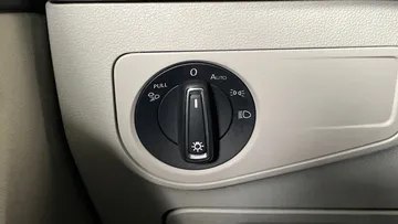 2022 Volkswagen Tiguan - image 20