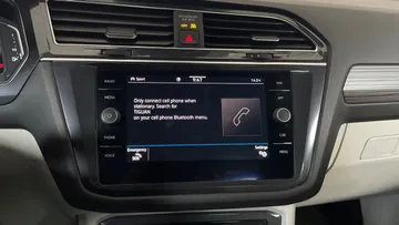 2022 Volkswagen Tiguan - image 31