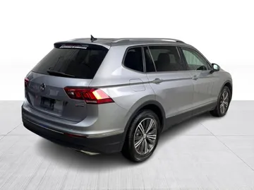 2020 Volkswagen Tiguan - image 15