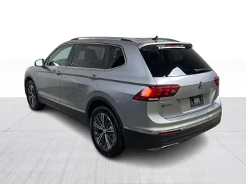 2020 Volkswagen Tiguan - image 12