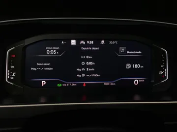 2024 Volkswagen Tiguan - image 18