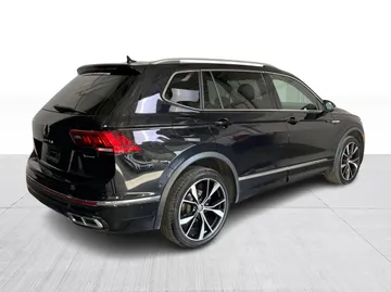 2024 Volkswagen Tiguan - image 15