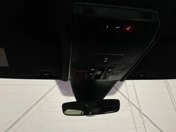 2024 Volkswagen Tiguan - image 17
