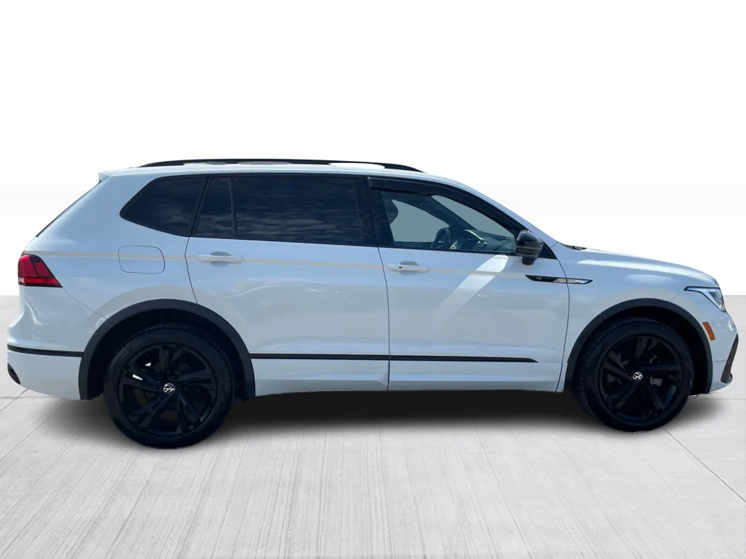 2023 Volkswagen Tiguan for sale - photo 2
