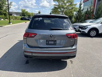2023 Volkswagen Tiguan - image 6
