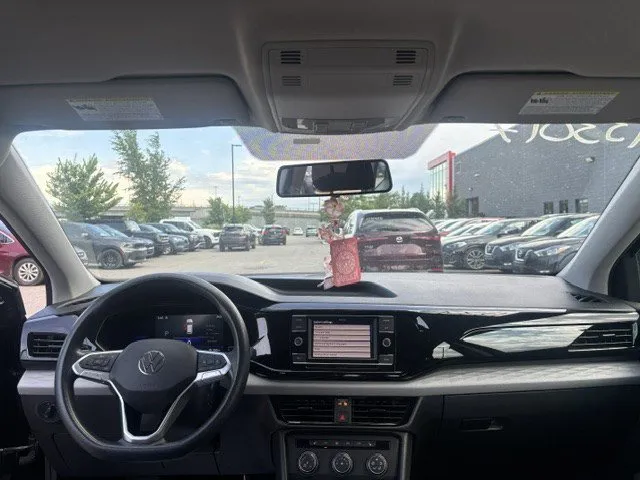 2022 Volkswagen Taos — photo 8